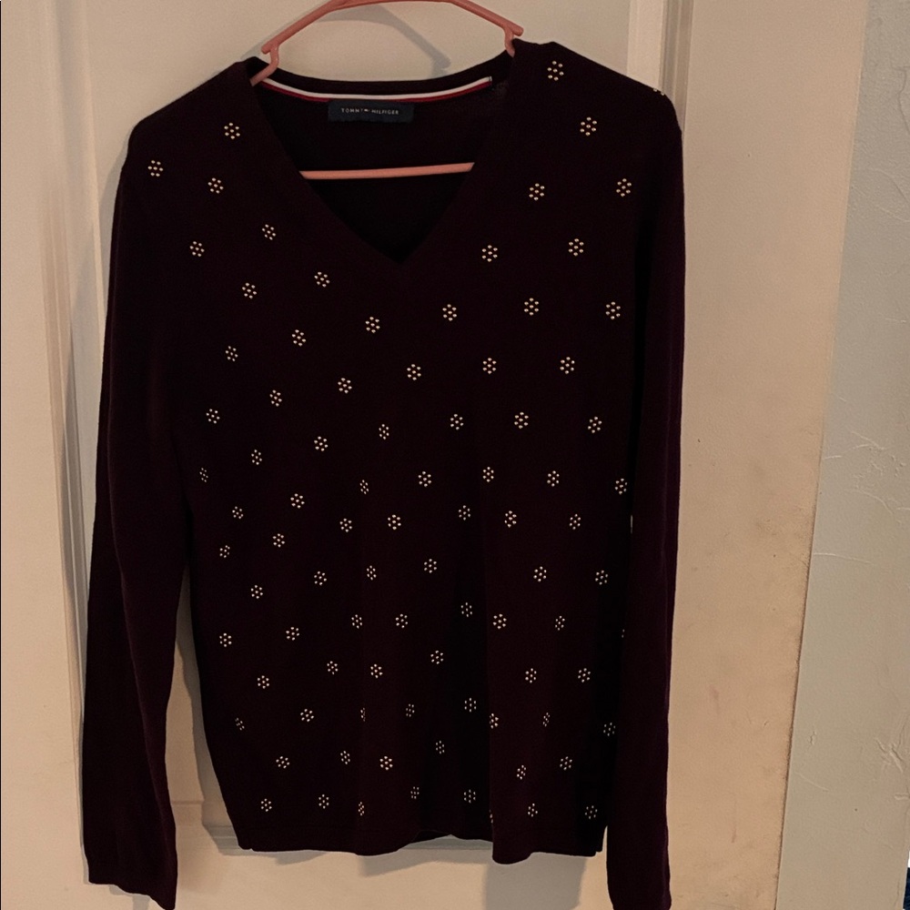 Tommy Hilfiger Burgundy Sweater with Gold Accents